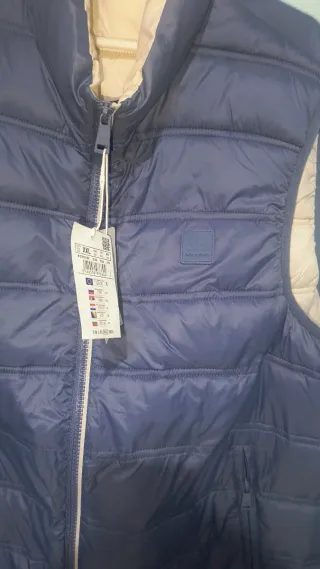 Chaleco Pedro del Hierro Gris y Beige.
