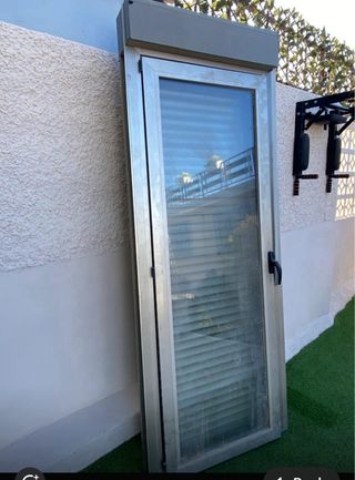 Ventana Aluminio con Persiana

