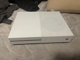 Xbox One S Blanca