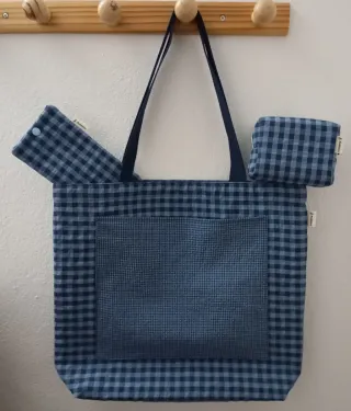 Conjunto bolso porta gafas y neceser