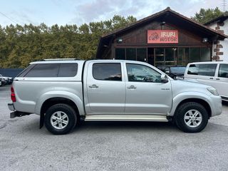 TOYOTA Hilux 3.0 D4D Doble Cabina VX 4x4   