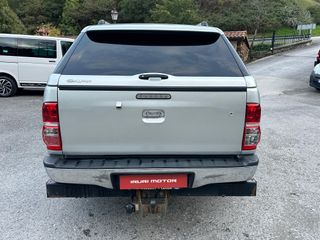 TOYOTA Hilux 3.0 D4D Doble Cabina VX 4x4   