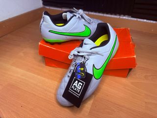 Botas de Futbol Nike Tiempo Junior Support