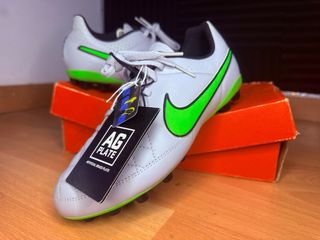 Botas de Futbol Nike Tiempo Junior Support