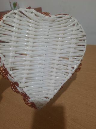 Cestino vimini decorativo oro e bianco