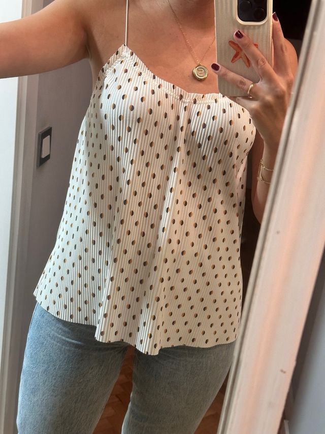 Blusa blanca con lunas 