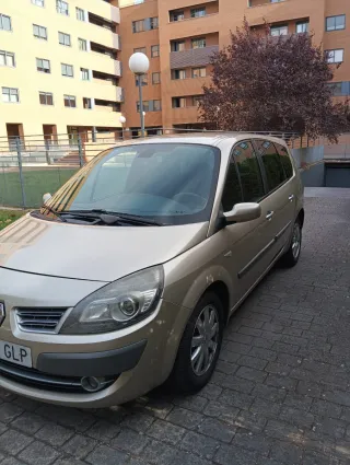 Renault Grand Scenic 2009