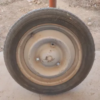 Rueda Citroen 2CV
