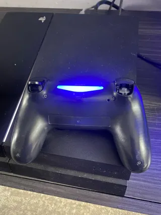Ps4 500gb con mando