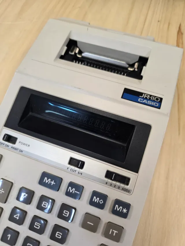 Calculadora Casio JR-110 con impresora