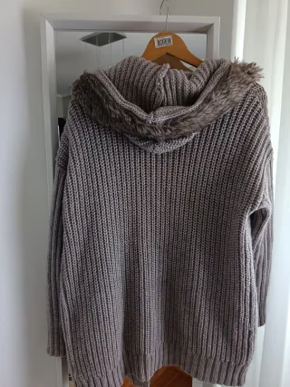Chaqueta larga punto Bershka talla única