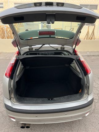 Ford Focus 2.0 TDCi 136cv Sport