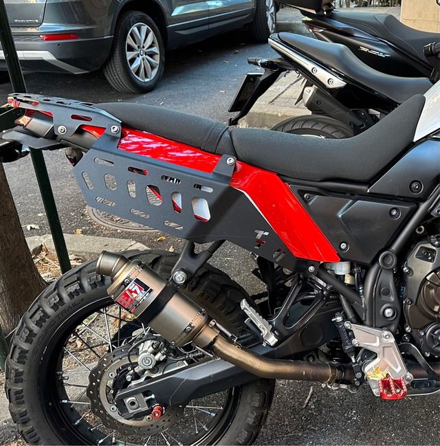 Escape Proyect Tenere 700 + porta alforjas + alfor