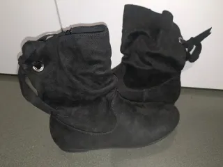 Botas negras talla 37