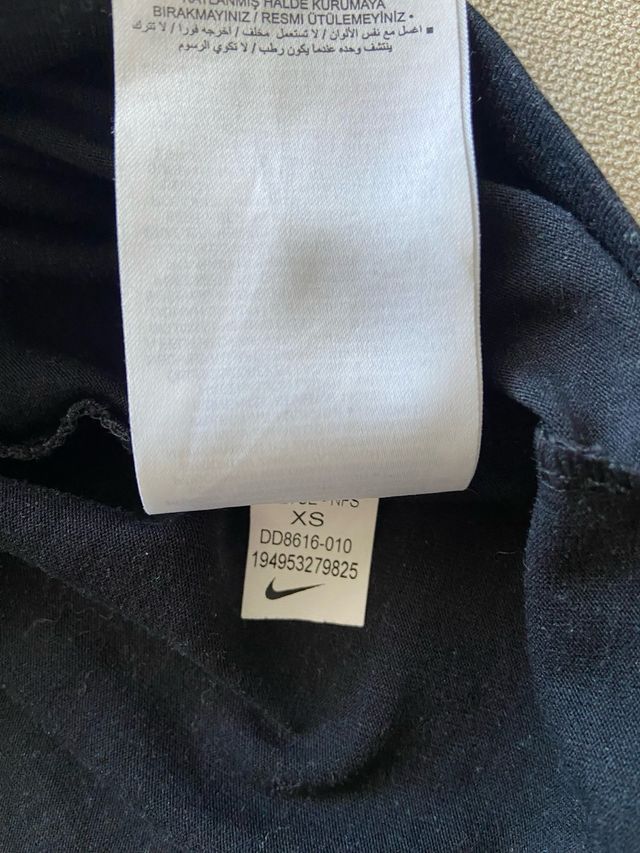 Camiseta Nike Dri-FIT Negra