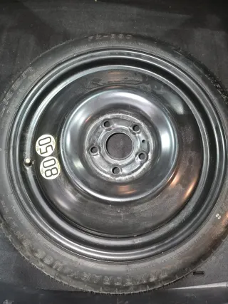 Rueda de repuesto temporal