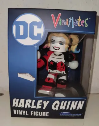 FIGURA VINIMATES DC COMICS HARLEY QUINN NUEVA
