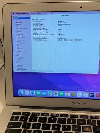 MacBook Air 13” 2015 Intel i5 4GB RAM 128GB SSD