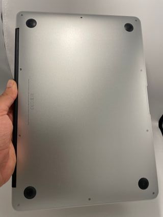 MacBook Air 13” 2015 Intel i5 4GB RAM 128GB SSD