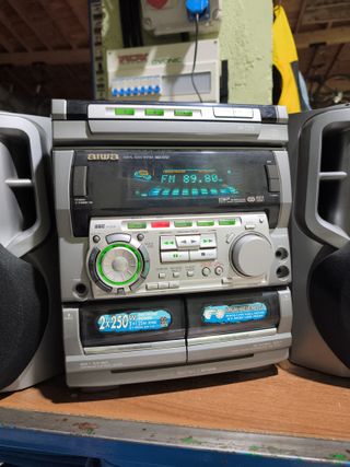 Altavoces Aiwa HiFi Minicadena.