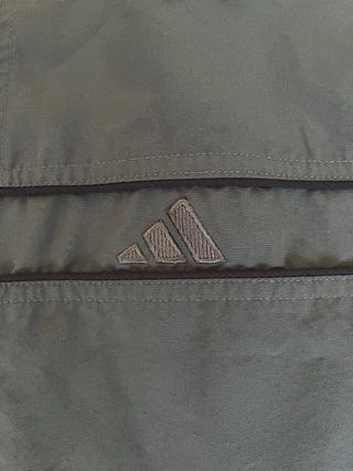 Chaqueta Adidas verde con rayas