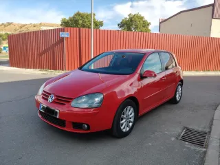 Volkswagen Golf 2007 1.9 TDI 105cv PEGATINA 79€/M