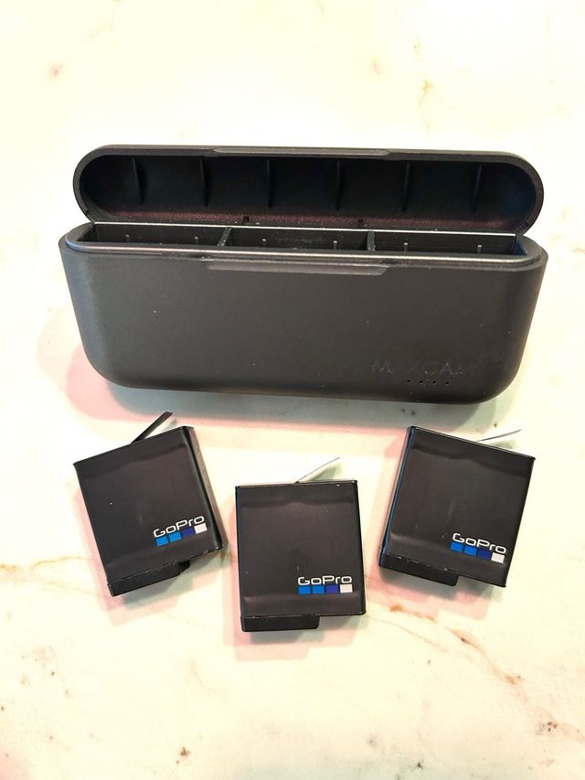 Caricatore e batterie GoPro Hero7 Black