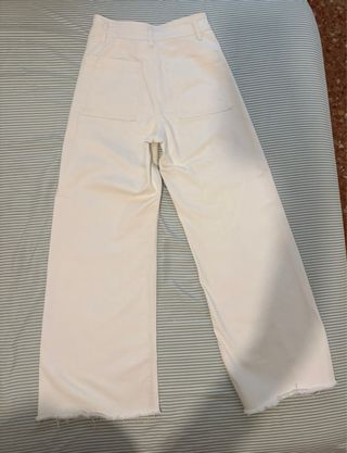 Vaqueros blancos anchos