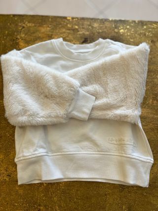 Maglioncino bambina con maniche in pelliccia