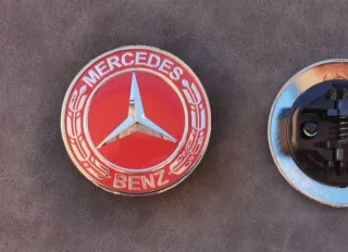 Logo Emblema Capó Estrella Mercedes AMG