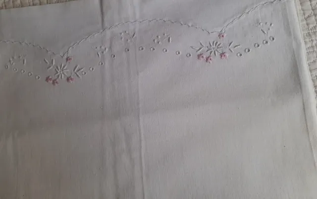 Sábana encimera bordada y funda almohada