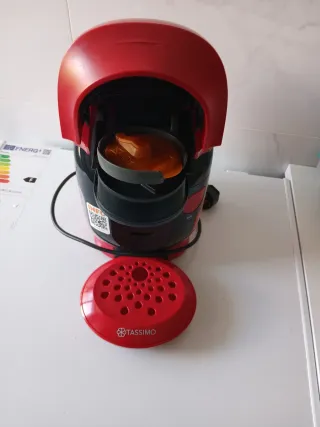 Cafetera Tassimo Bosch Roja