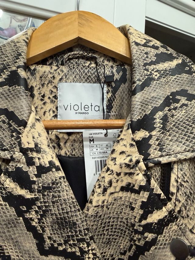 Chaqueta Mango Estampado Serpiente Talla M