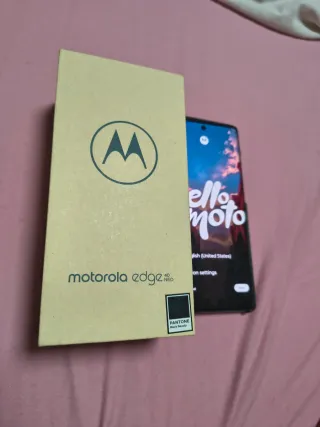 Telefono cellulare Motorola Edge 40 Neo + 4 custodie