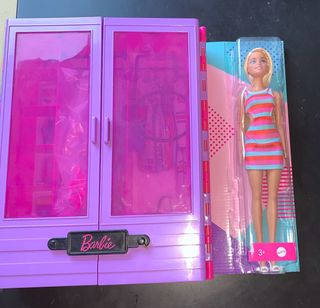 Barbie Armário Portátil com Boneca