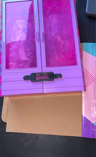 Barbie Armário Portátil com Boneca