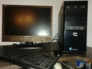Ordenador Compaq SG3Series 120 + Monitor Hannspree
