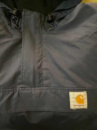 Abrigo Carhartt con capucha 