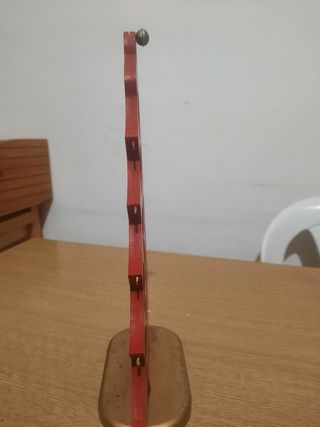 Alberello in legno decorato