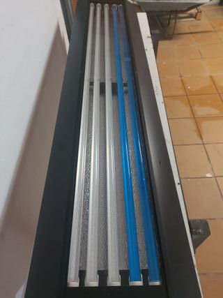 Pantalla para acuario negra