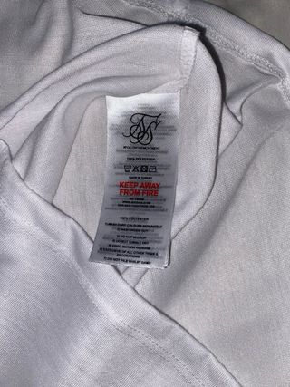 Camiseta SikSilk Degradado Negro, Fuxia y Blanco