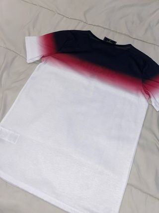 Camiseta SikSilk Degradado Negro, Fuxia y Blanco