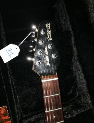 MusicMan Silhouette Special 2001