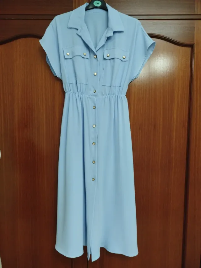 Vestido camisero celeste talla L