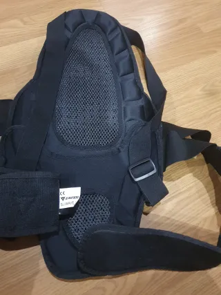 Espaldera Dainese Wave Talla S/M NUEVA