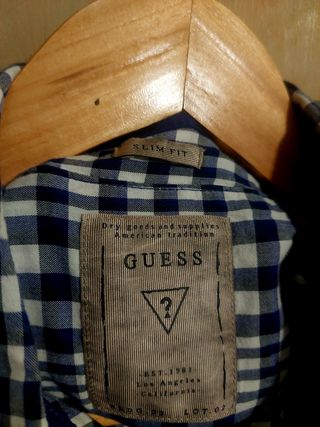 Camisa Guess  Azul marino y blanca Talla XL