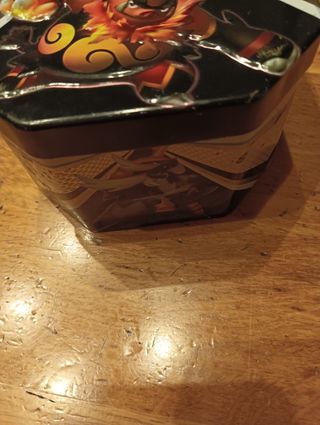 Scatola Latta Pokémon Trading Card Game