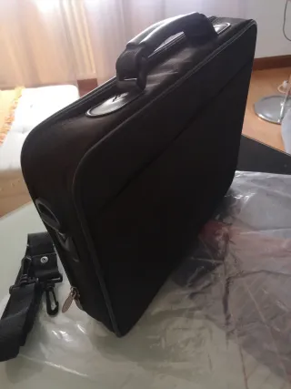 Maletín portátil Airs