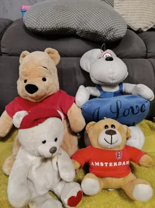 Peluche Winnie the Pooh e Orso Bianco