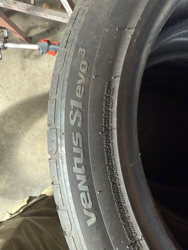Hankook 225/50/18 Pneumatici